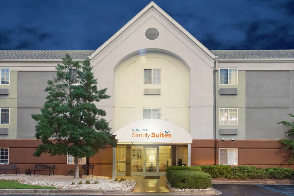 Sonesta Simply Suites Birmingham Hoover 1