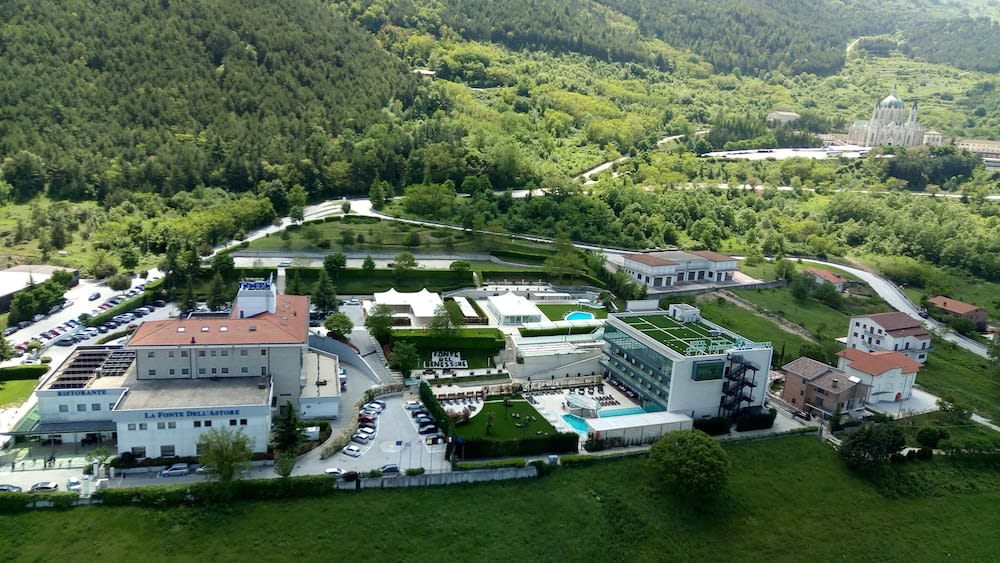 La Fonte dell'Astore 1