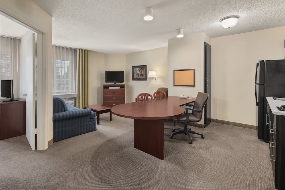 Candlewood Suites RALEIGH CRABTREE by IHG 2