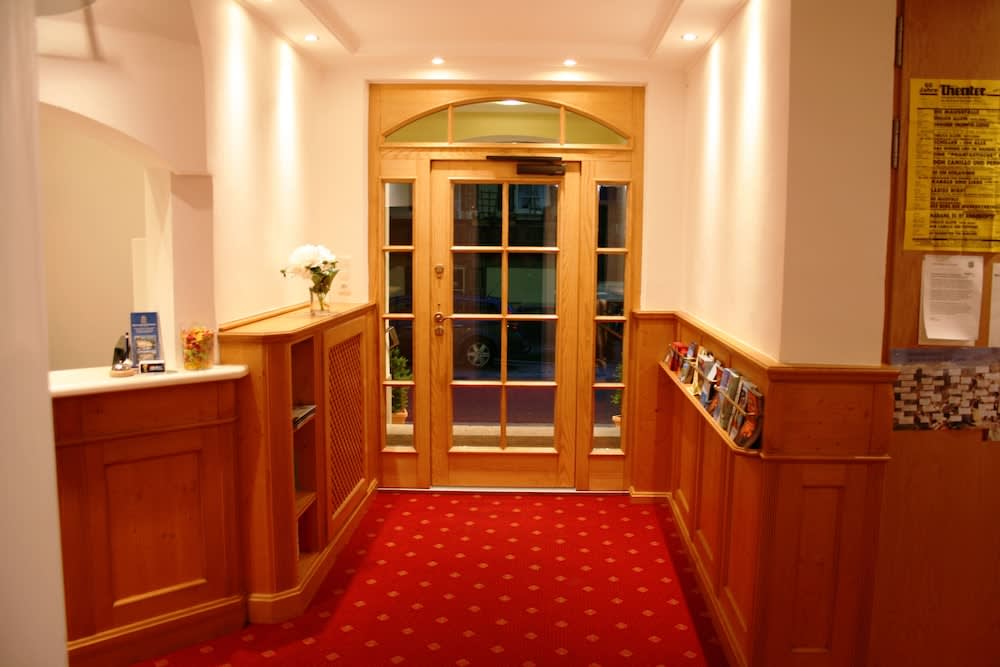 Hotel garni Almenrausch und Edelweiss 2