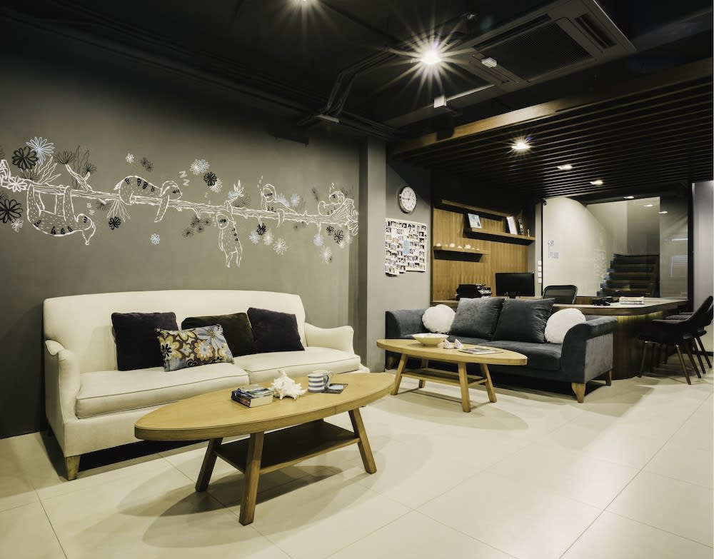 TIRAS Patong Beach Hotel 5