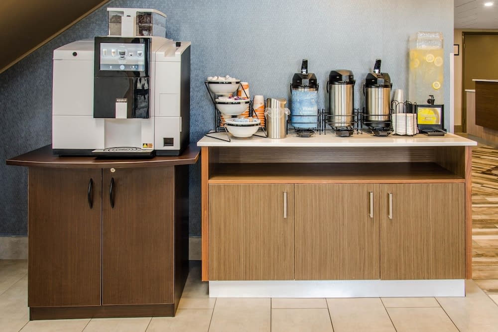 Comfort Inn Aeroport 3