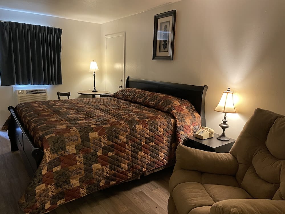 Sky Inn 1