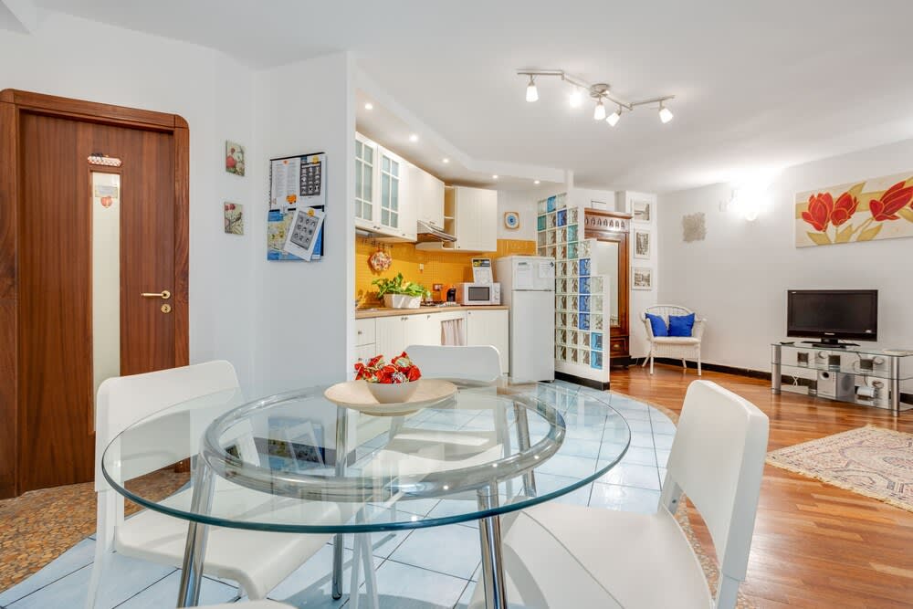 GuestHost - Casa Querida Central & Elegant Flat 1
