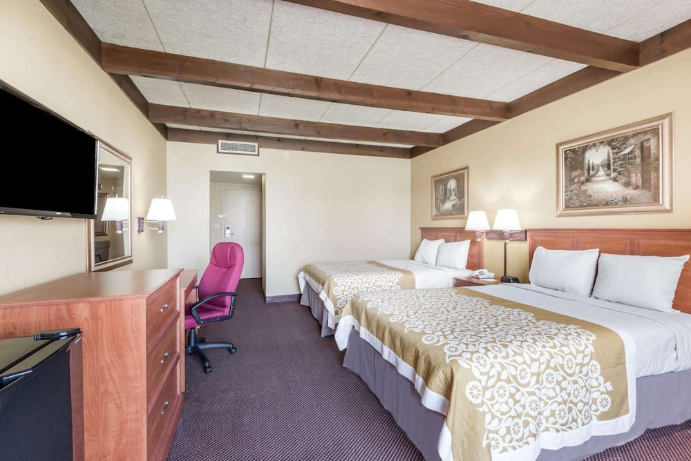 Days Inn by Wyndham Niles 1