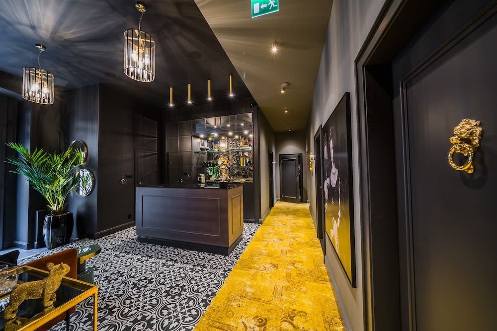 Leo Boutique Rooms - Adults Only 4