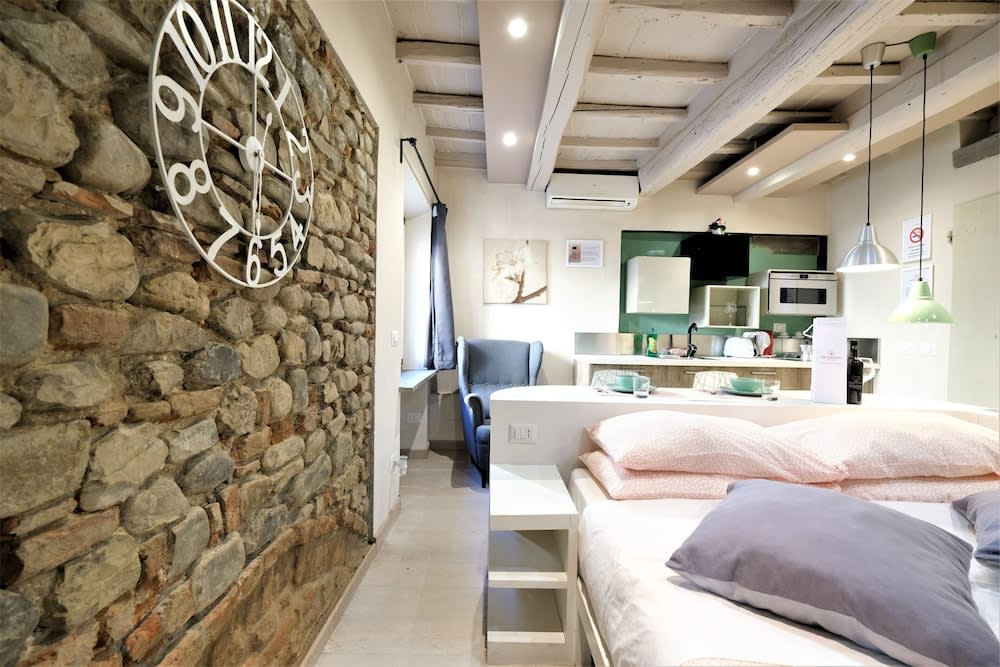 Wine Apartments Florence Grechetto 1