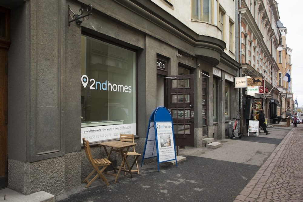 Superb 1BR home with sauna and terrace 2