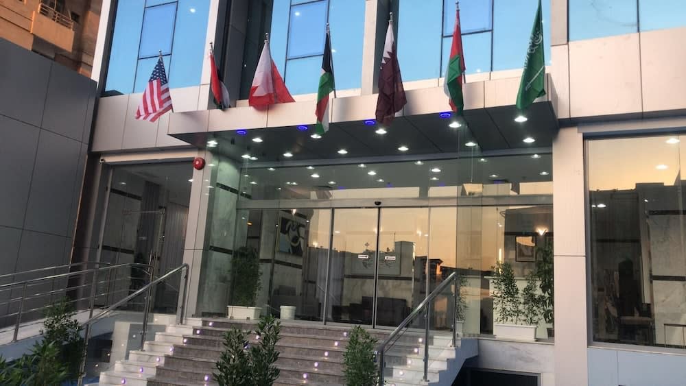 Atlantis International Hotel Apartments 1
