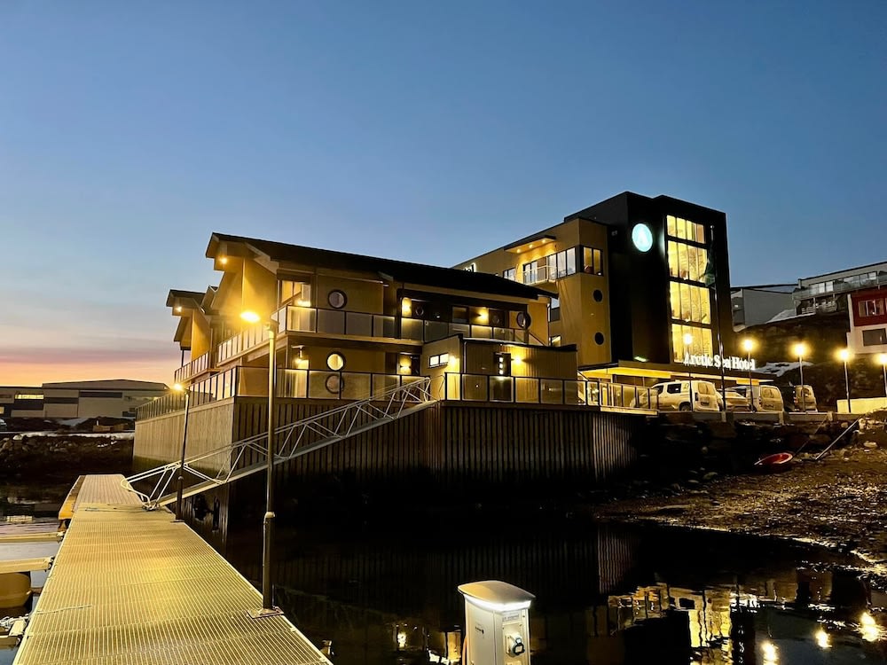 Arctic Sea Hotel 1