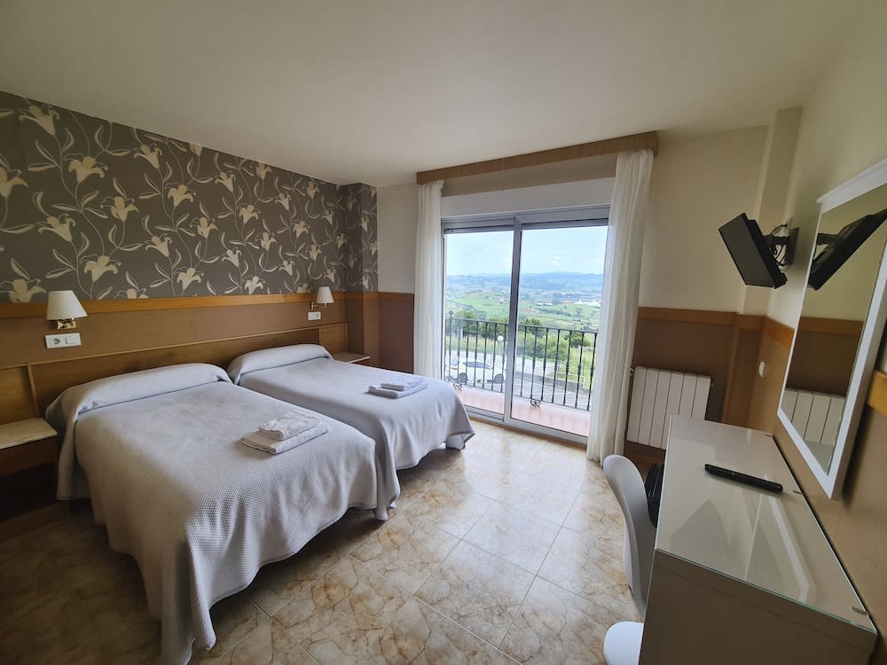 Hotel Ría de Suances 3