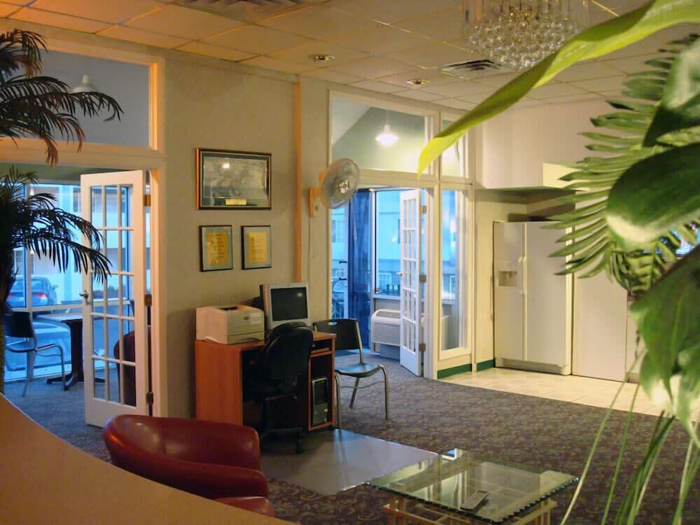 O'Hare Inn & Suites 2
