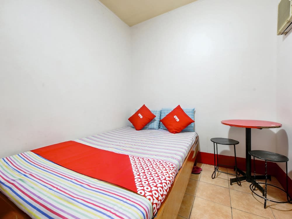 Busline Apartelle 1