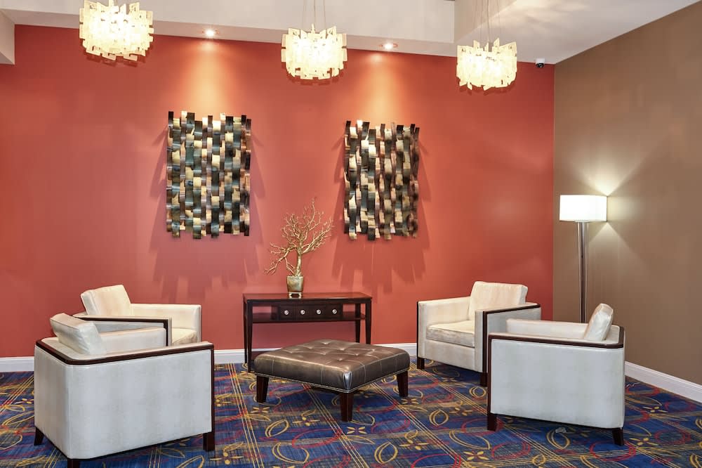 Holiday Inn Express Hotel & Suites Columbia Univ Area-Hwy 63 by IHG 2