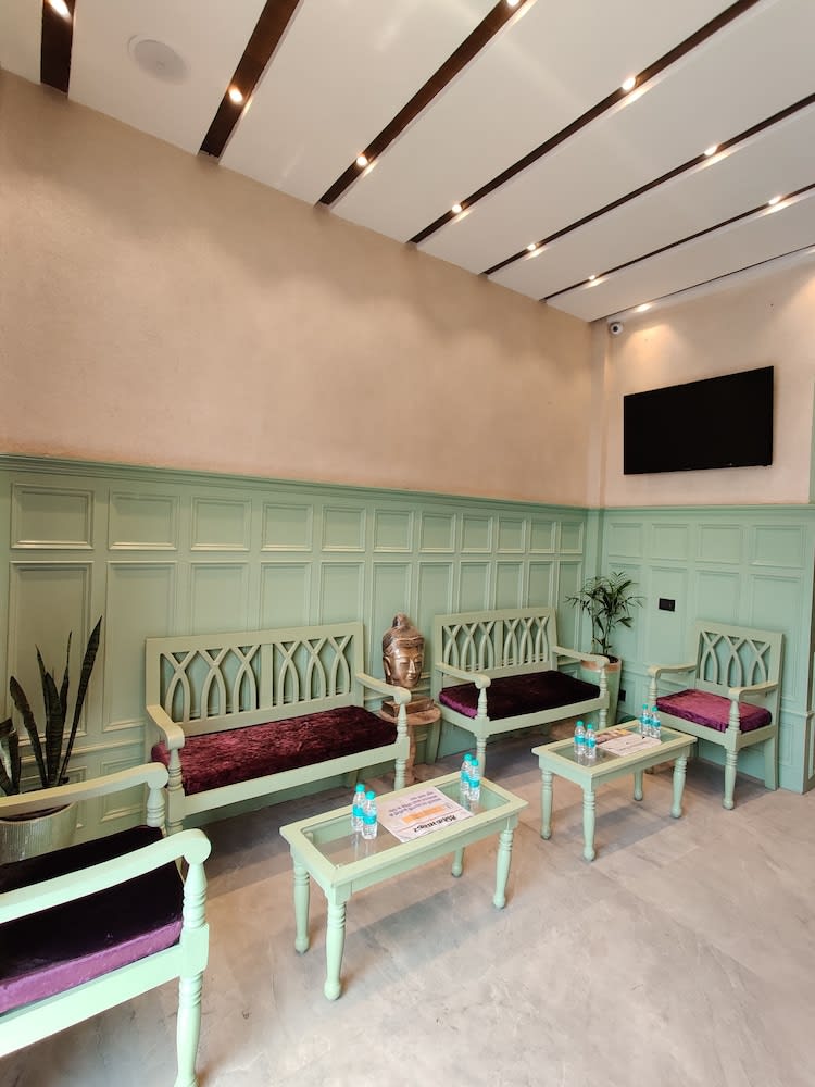 Hotel Dua Grand A unit of Ajooni Hospitality- 5 Min Walk From Golden Temple 1