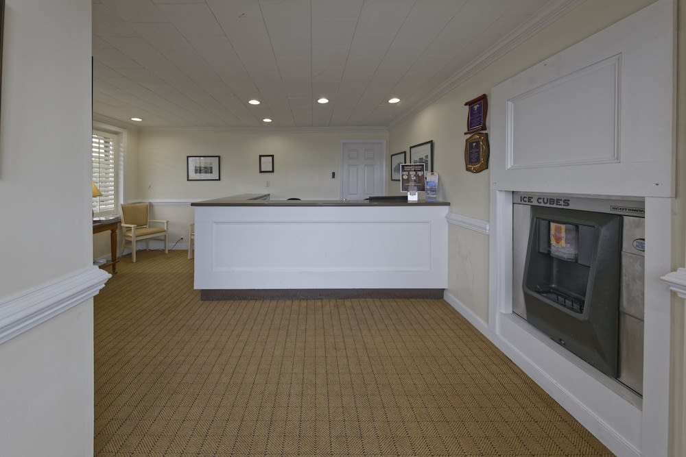 Dunes Court 2