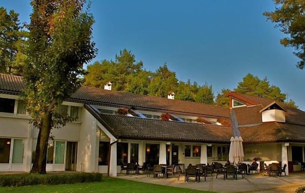 Golf Hotel La Pinetina 1