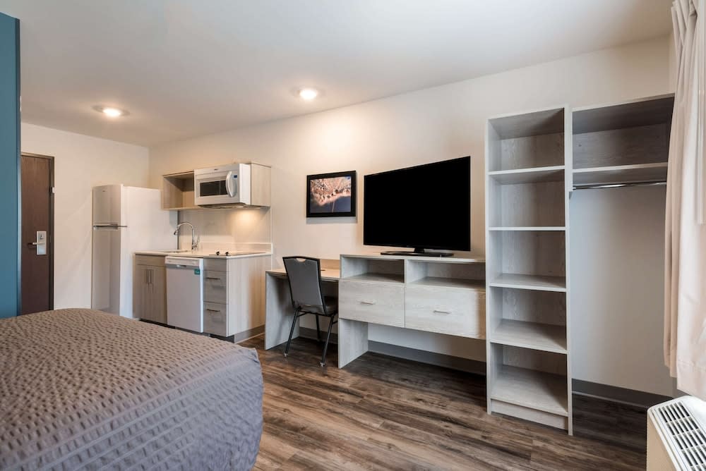 WoodSpring Suites Greensboro - High Point North 1