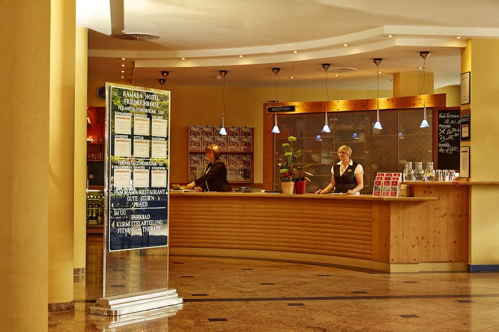H+ Hotel & SPA Friedrichroda 2