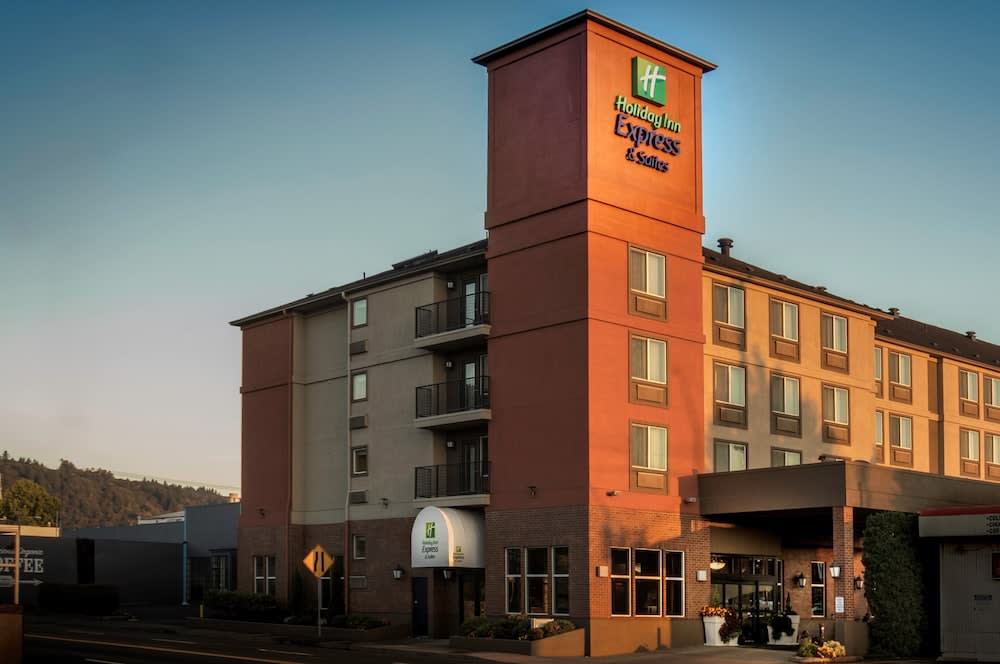 Holiday Inn Express & Suites PORTLAND-NW DOWNTOWN by IHG 1