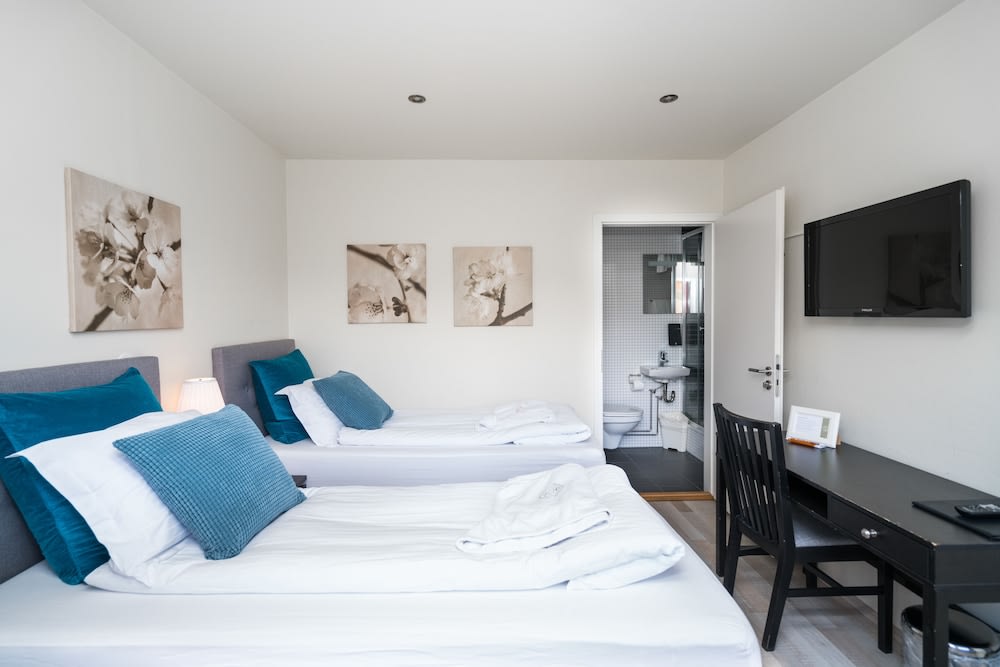 Frost and Fire Hotel 3