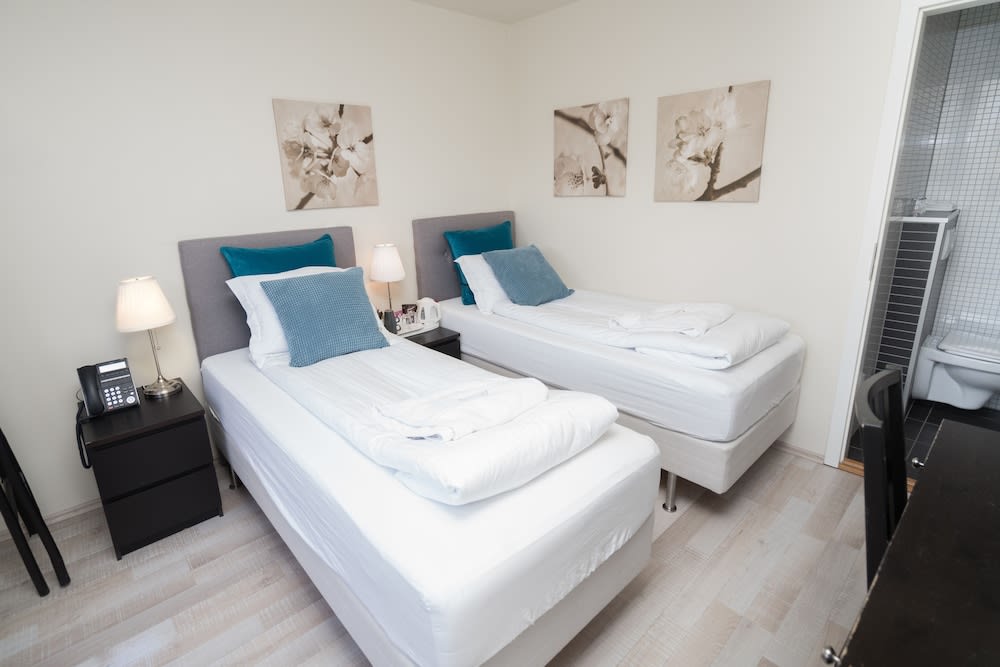 Frost and Fire Hotel 2