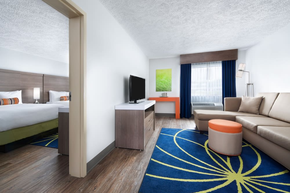 Hotel Indigo CLEVELAND-BEACHWOOD by IHG 2