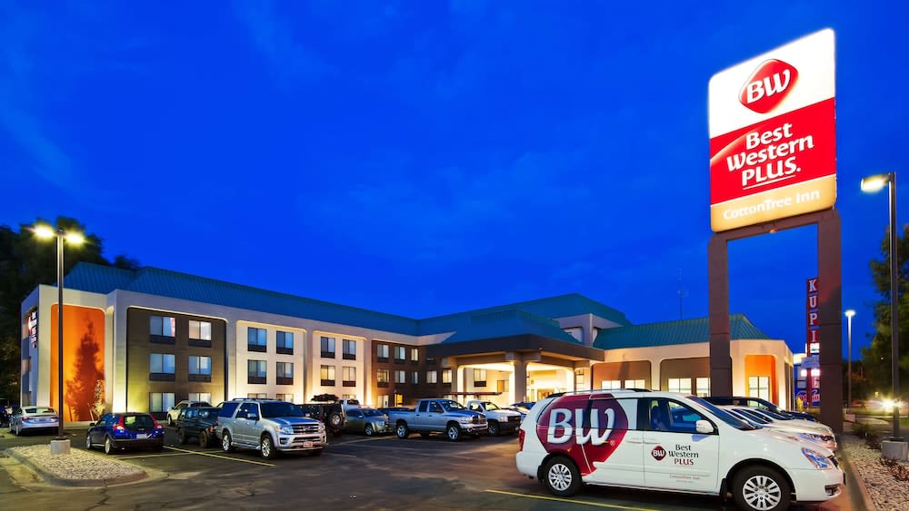 Best Western Plus CottonTree Inn 1