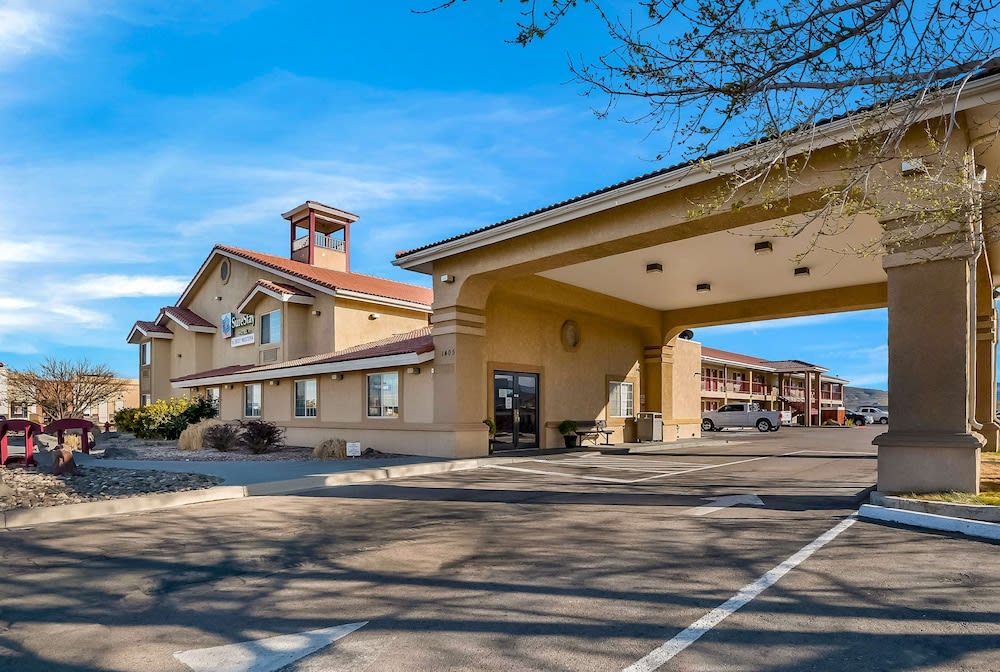 SureStay Hotel by Best Western Fernley 1