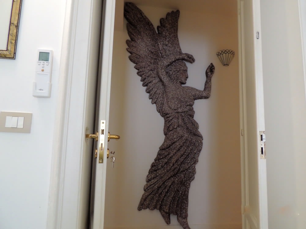 B&B Nike - Rooms Only 2