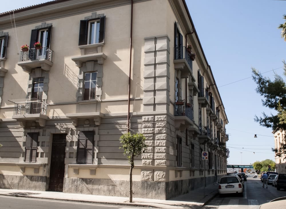 B&B Nike - Rooms Only 1