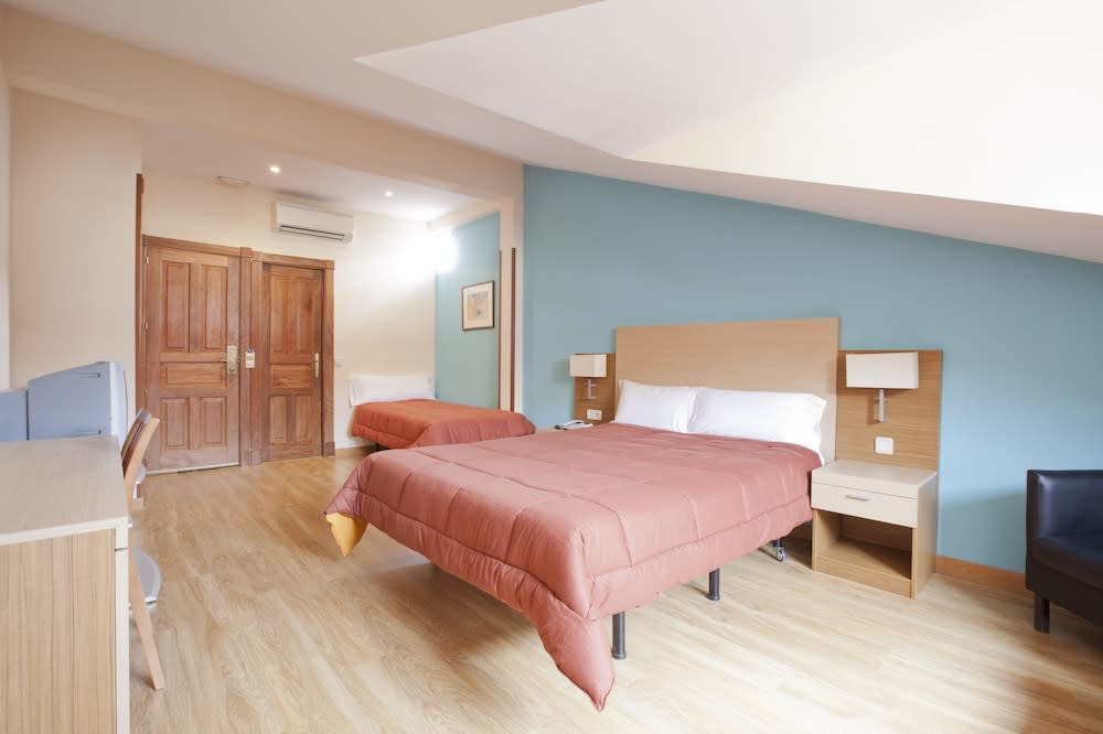 Hotel Mirador Puerta del Sol 4