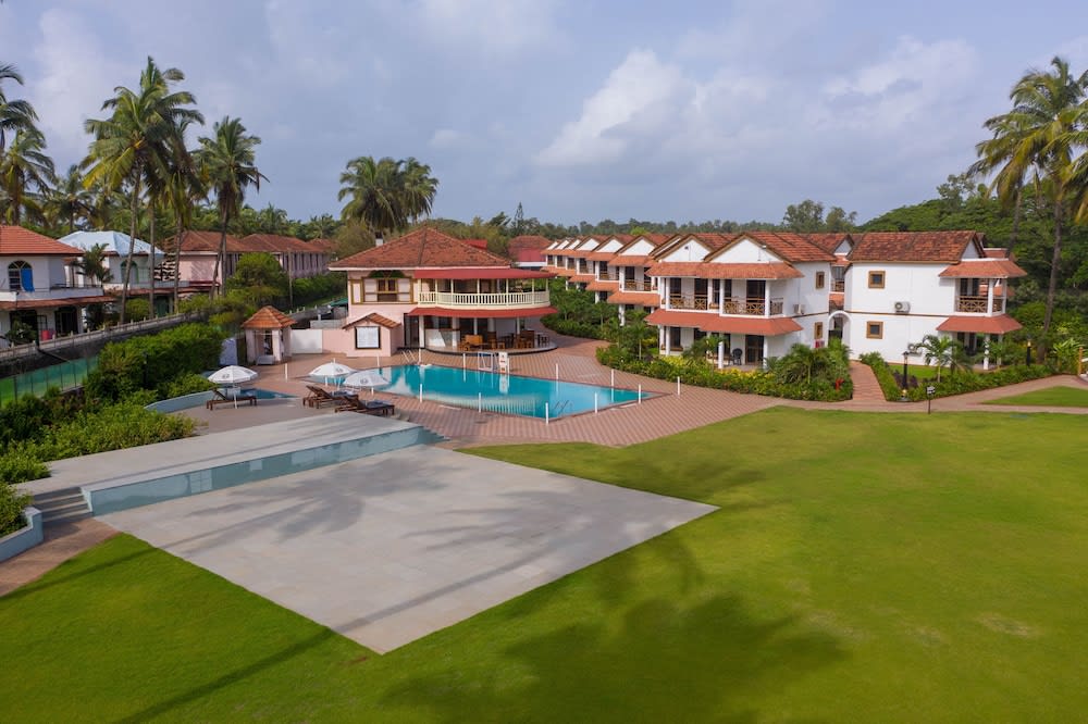 Nanu Beach Resort & Spa 1