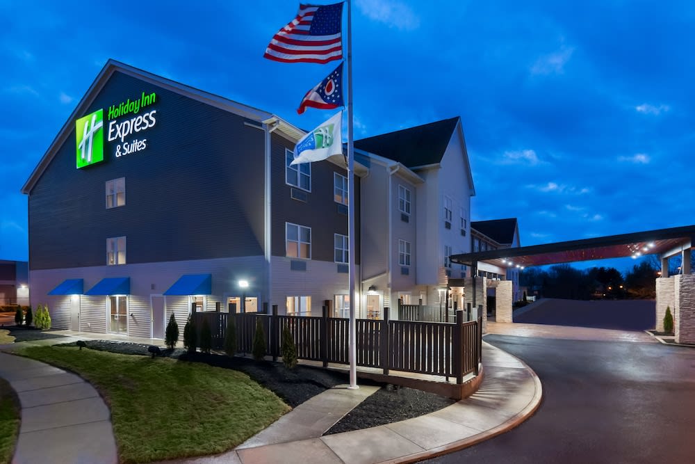 Holiday Inn Express & Suites COLUMBUS AIRPORT EAST by IHG 1