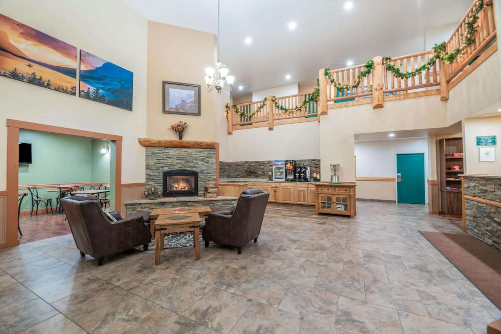 La Quinta by Wyndham Belgrade - Bozeman Airport 2
