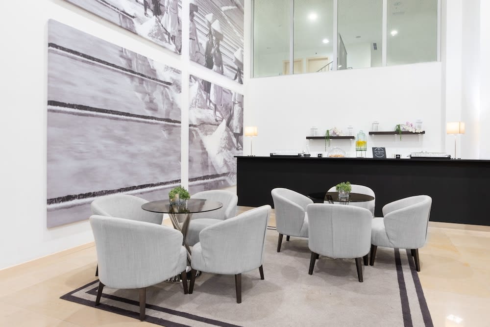 Eurostars Oasis Plaza 3