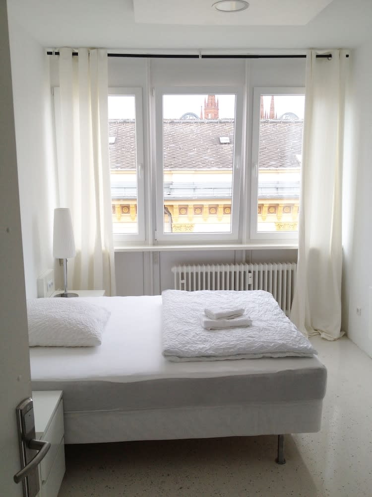 Business Hostel Wiesbaden ONE 2
