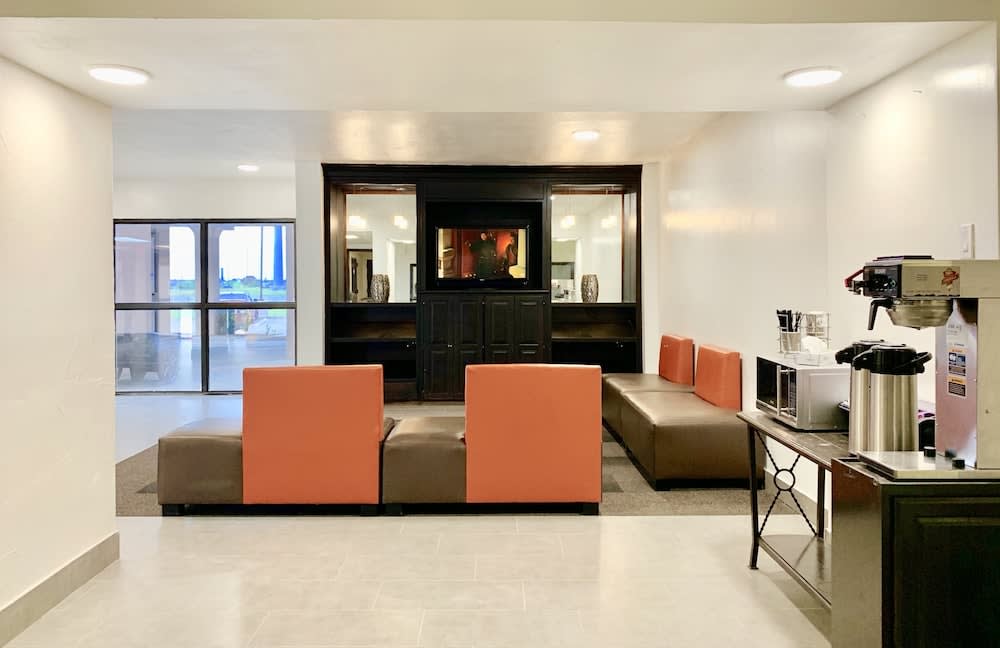 Motel 6 Lewisville, TX - Medical City 2
