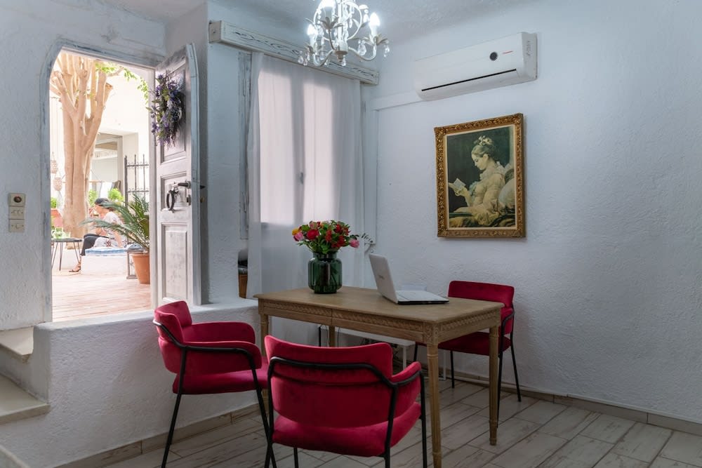 Porto Maltese Boutique Estate 1