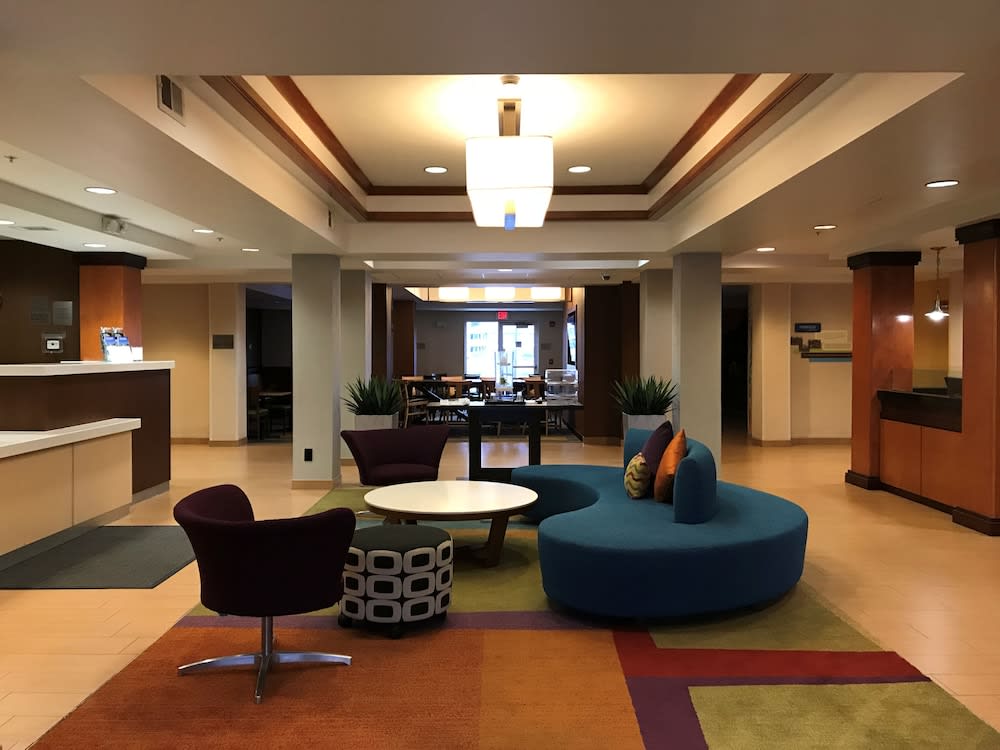 Comfort Inn & Suites Ankeny - Des Moines 2