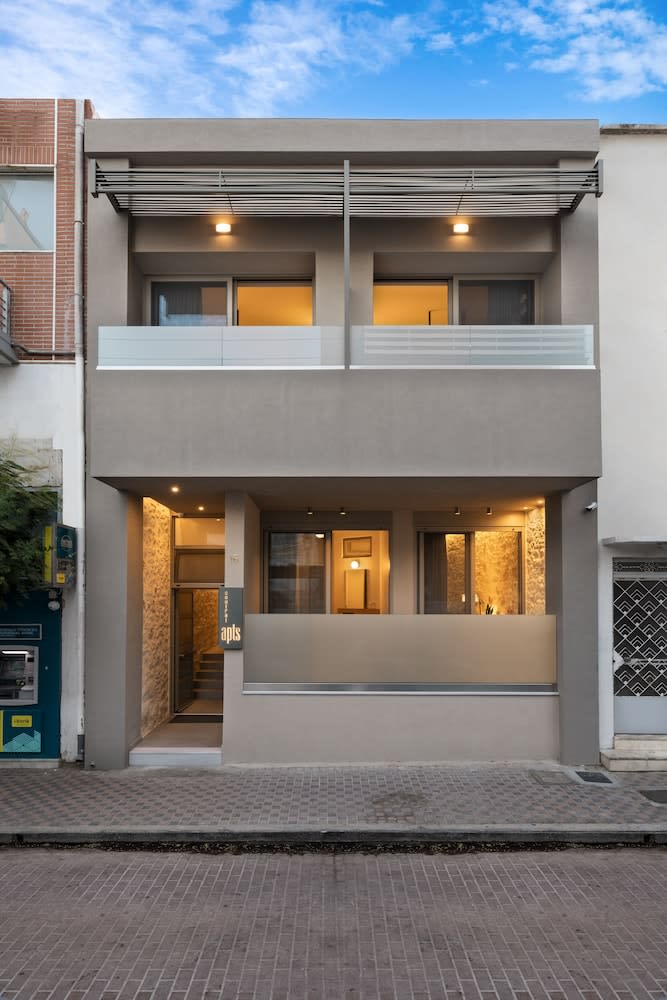 Dimitra Central Apts 1