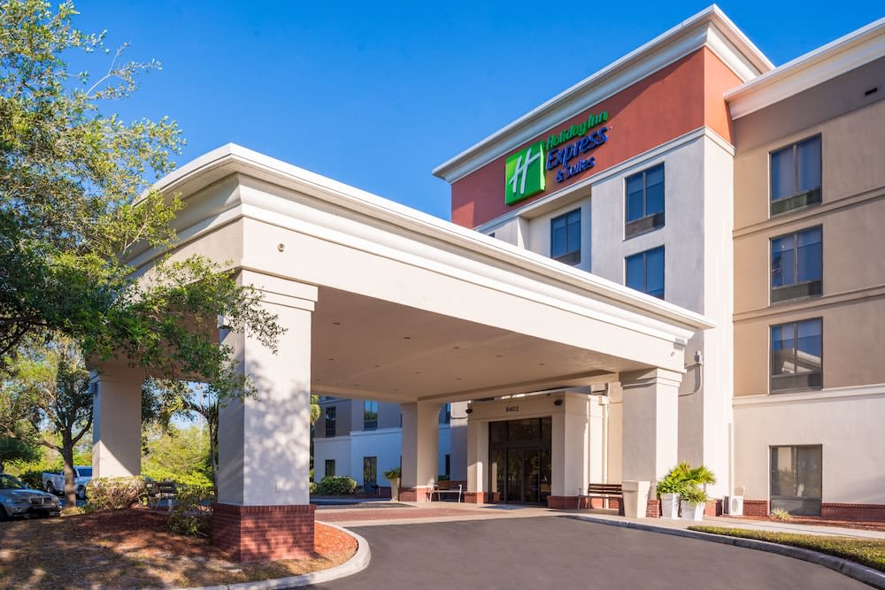 Holiday Inn Express & Suites TAMPA-ANDERSON RD/VETERANS EXP by IHG 1