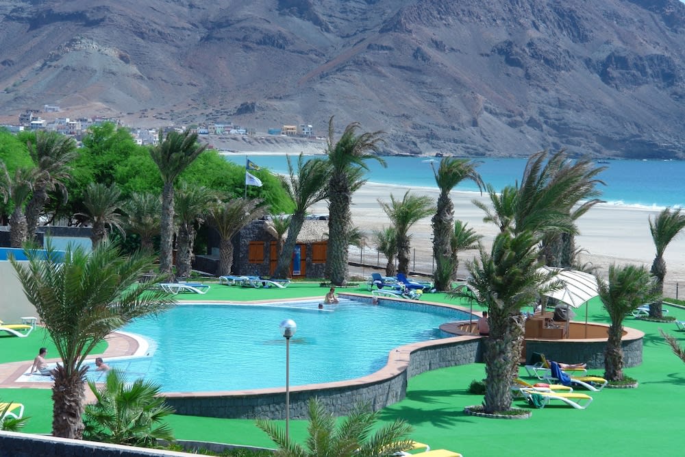 Lam Hotel Foya Branca 1