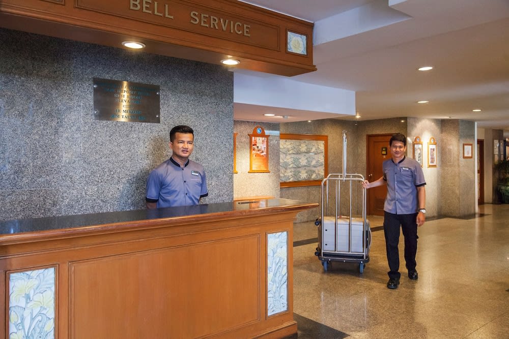 Cholchan Pattaya Beach Resort - SHA Extra Plus 3