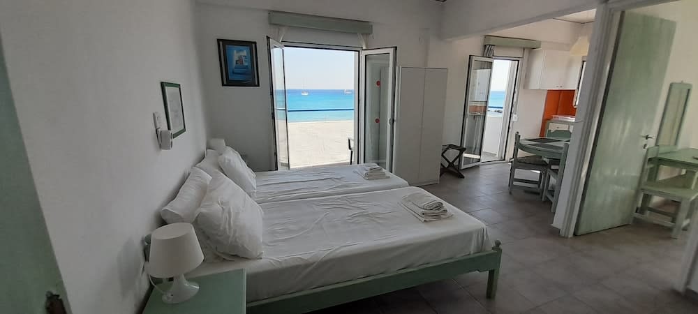Annoula Studios and Apartments 2