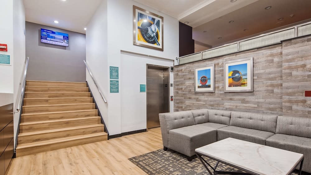 Best Western JFK Airport Hotel 2