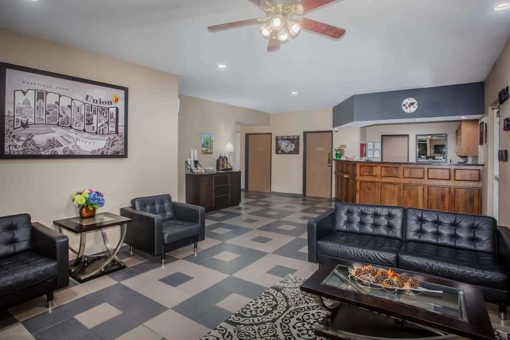 Super 8 by Wyndham Union 2