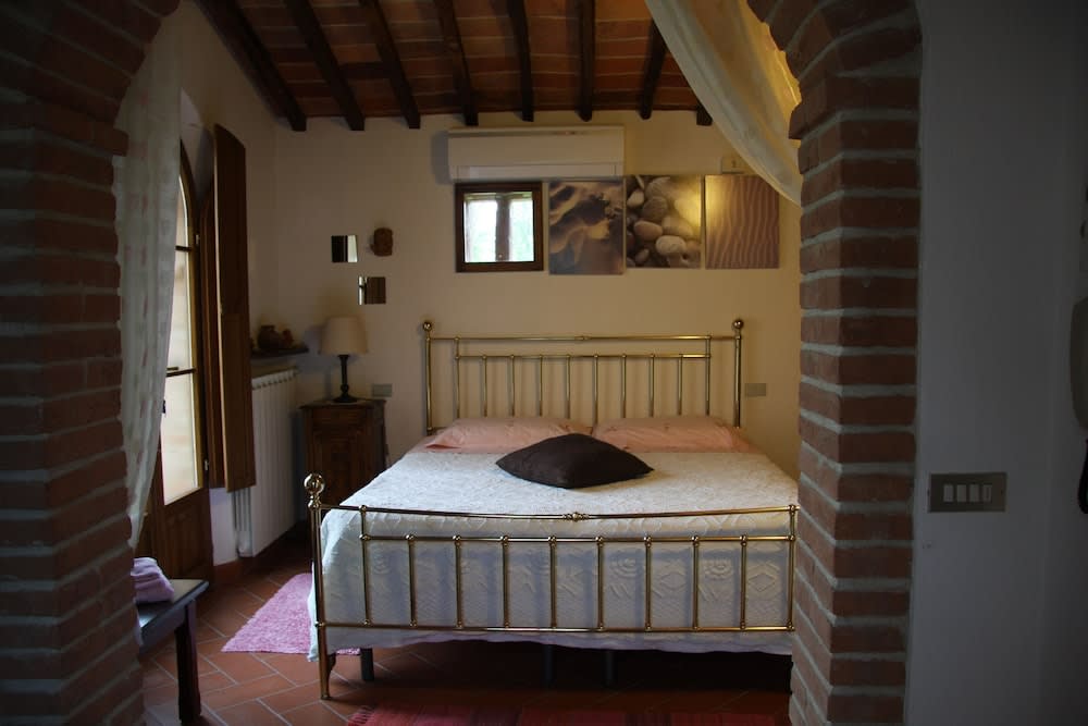 Podere La Chiusella B&B 5