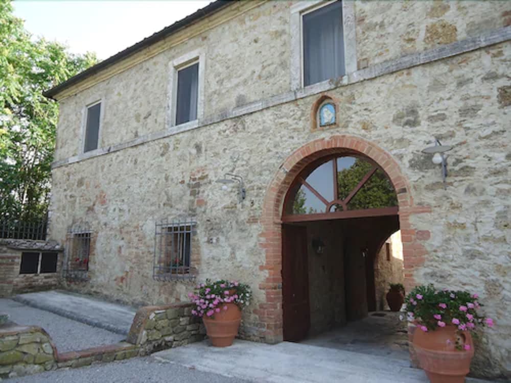 Podere La Chiusella B&B 1