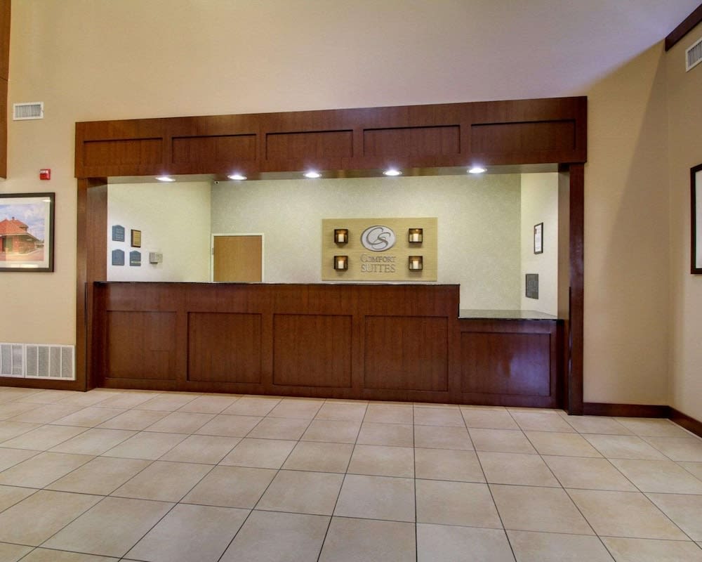Comfort Suites Tyler South 2